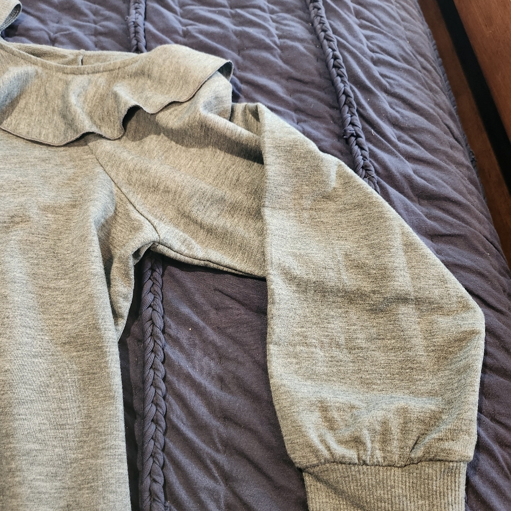 Express Gray Ruffle Cold Shoulder Sweatshirt - Picture 6 of 8